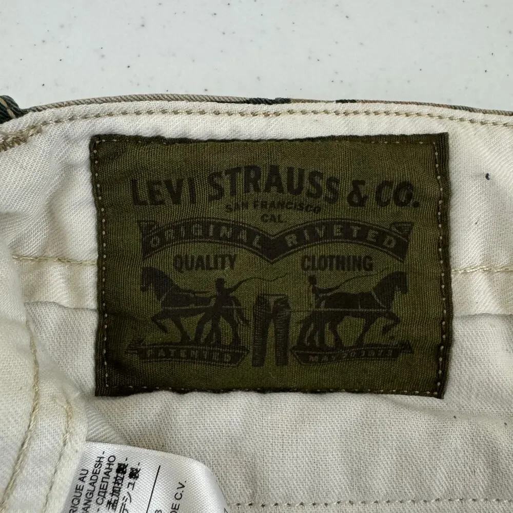 Levis Camo Chino Pants Mens Size 29x30 Straight Leg Green Camouflage White Tab